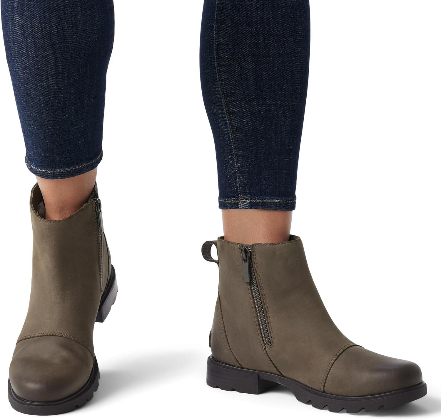 imageSOREL Womens Emelie lll Zip Waterproof BootMajor Black